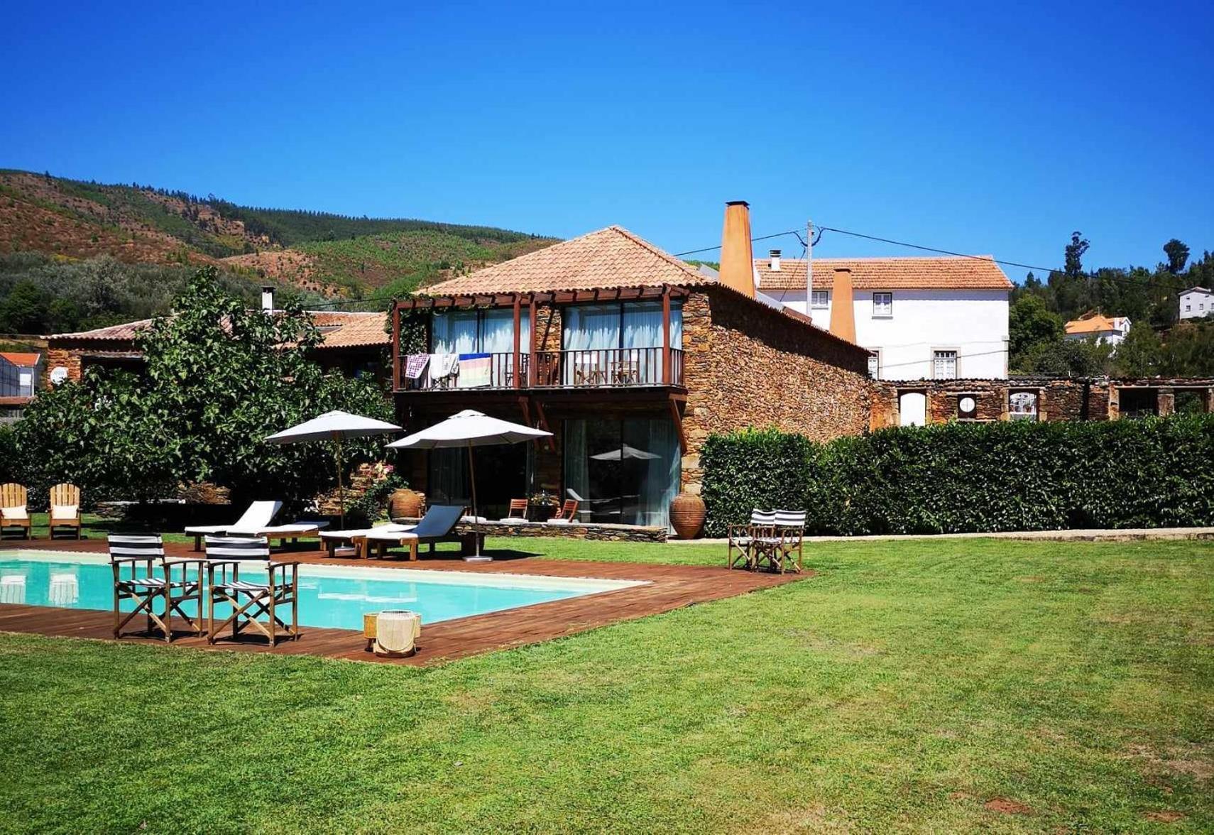 Casa De Baixo - Nature Hotel Alvoco das Várzeas エクステリア 写真