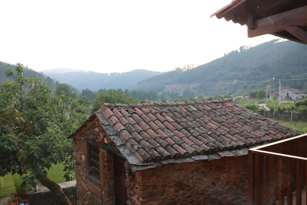 Casa De Baixo - Nature Hotel Alvoco das Várzeas エクステリア 写真