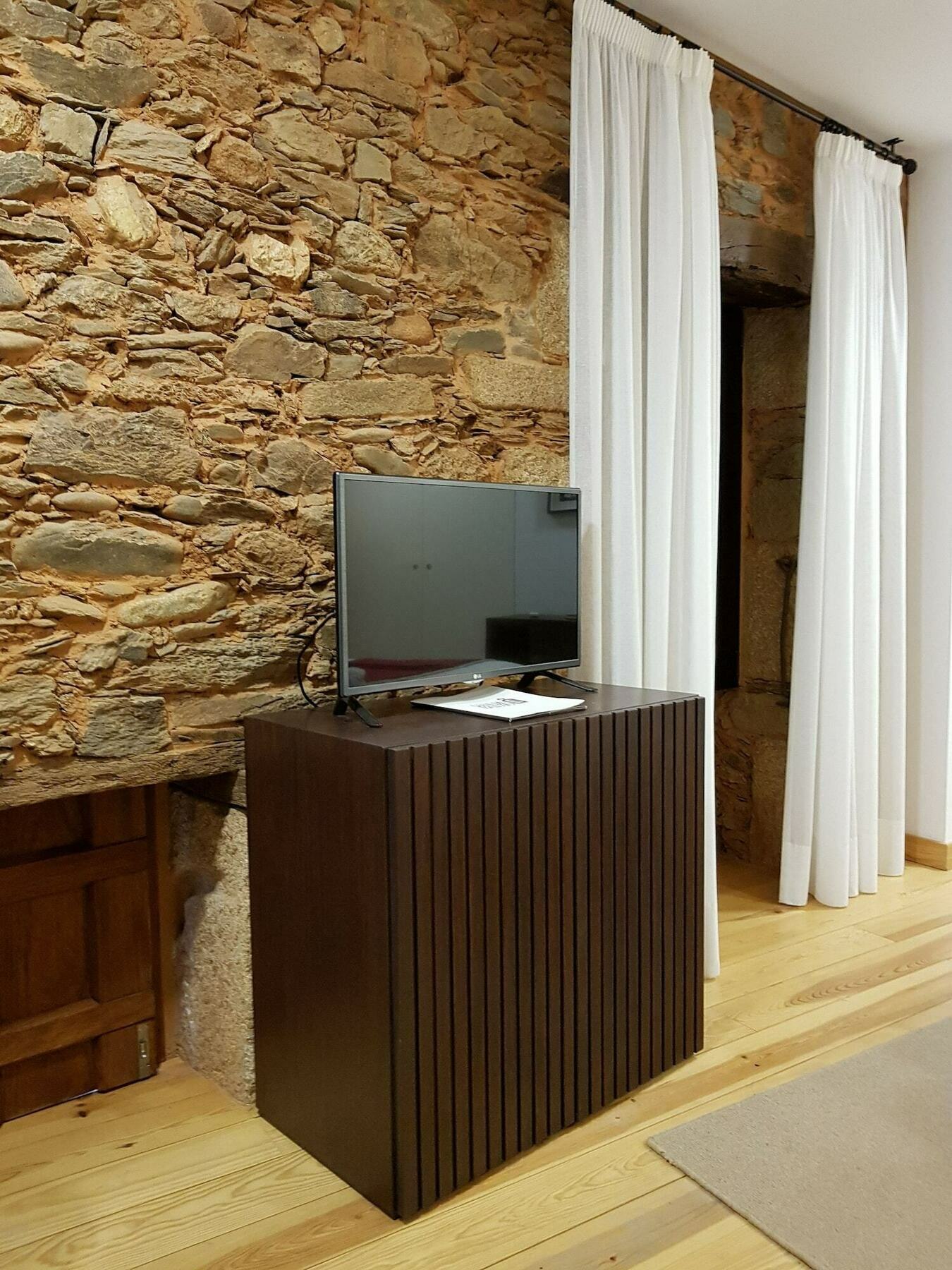 Casa De Baixo - Nature Hotel Alvoco das Várzeas エクステリア 写真